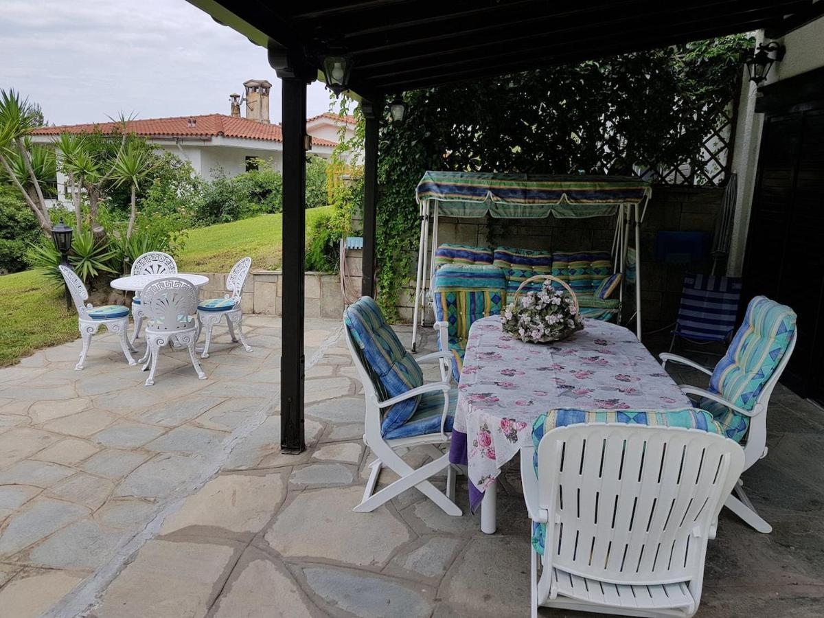 Beachfront Villa 100M From Sea For Up To 10 Guests Siviri Exterior foto
