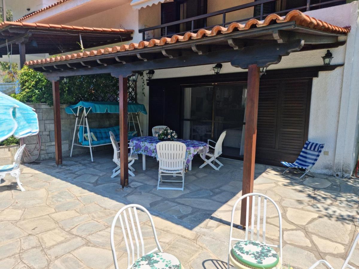 Beachfront Villa 100M From Sea For Up To 10 Guests Siviri Exterior foto