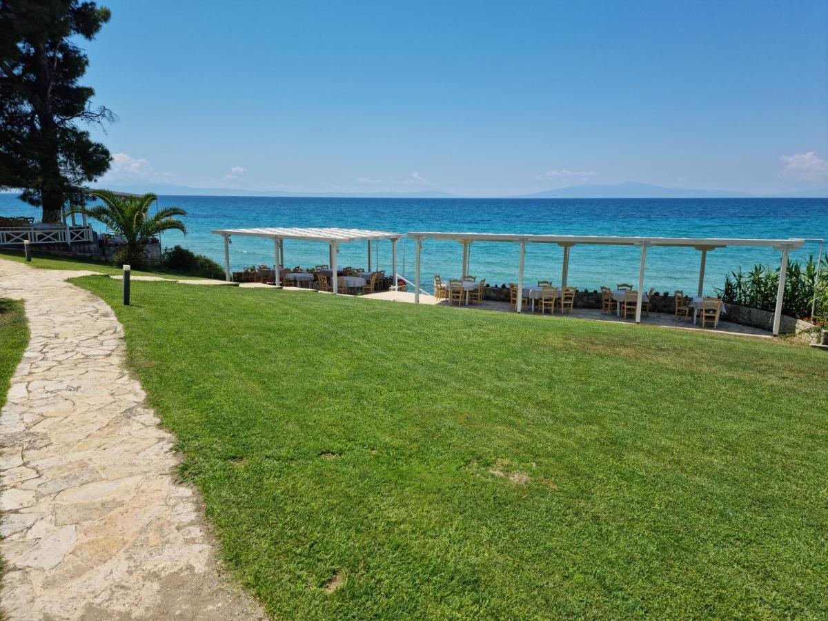 Beachfront Villa 100M From Sea For Up To 10 Guests Siviri Exterior foto